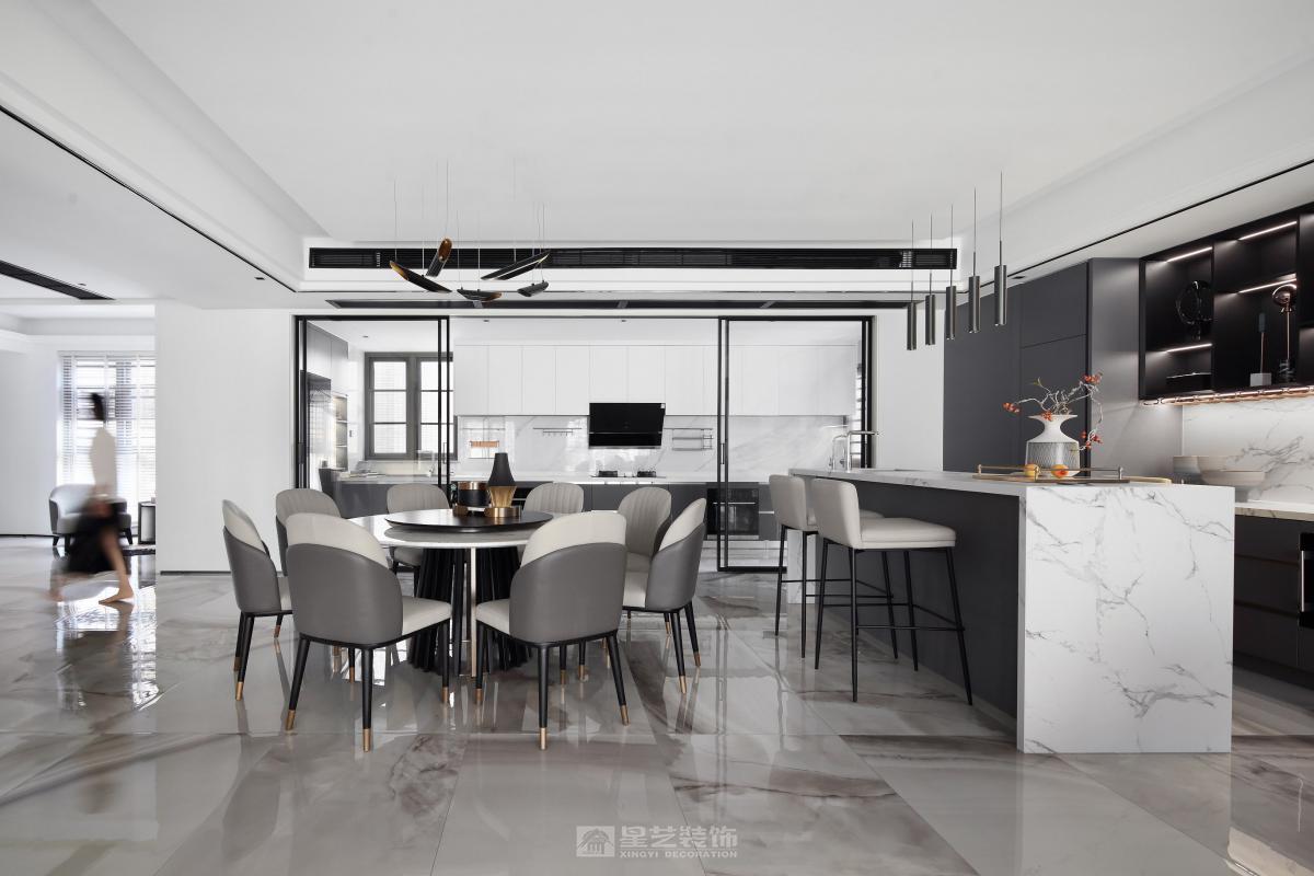 繁華之中的靜謐空間（實(shí)景）