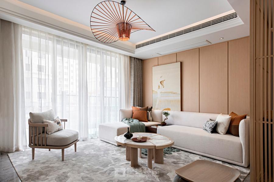 不追求華麗，而追求舒適；不堆砌裝飾，而回歸生活本身