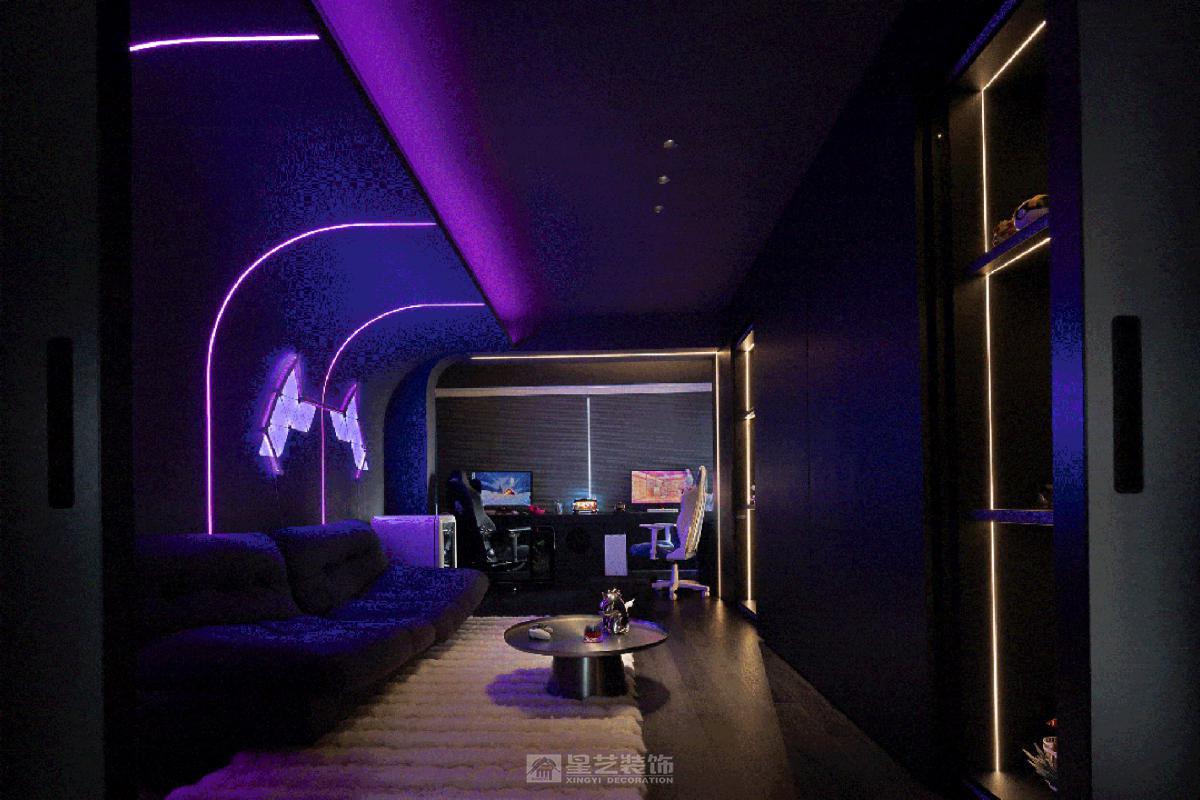 引光為墨繪寫自由生長的靈魂場域